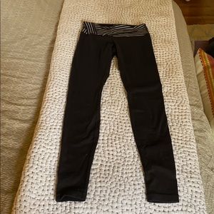 LuluLemon ankle length leggings size 4